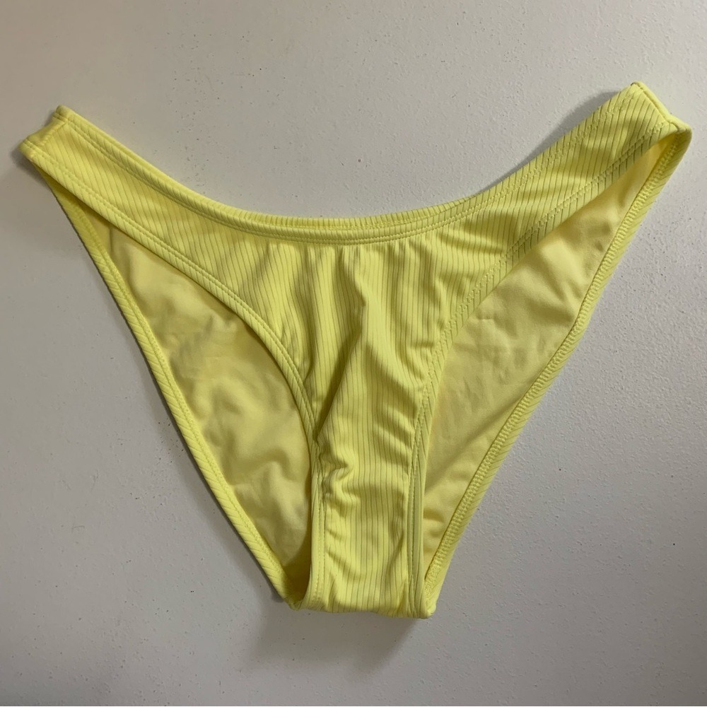 Xhilaration Bikini Set Size D/DD + XL Yellow Ribbed NWT - Picture 13 of 17